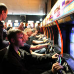 Bild: In den Pausen wurden auch sehr viele Meilen auf dem Daytona USA gefachen ;-)